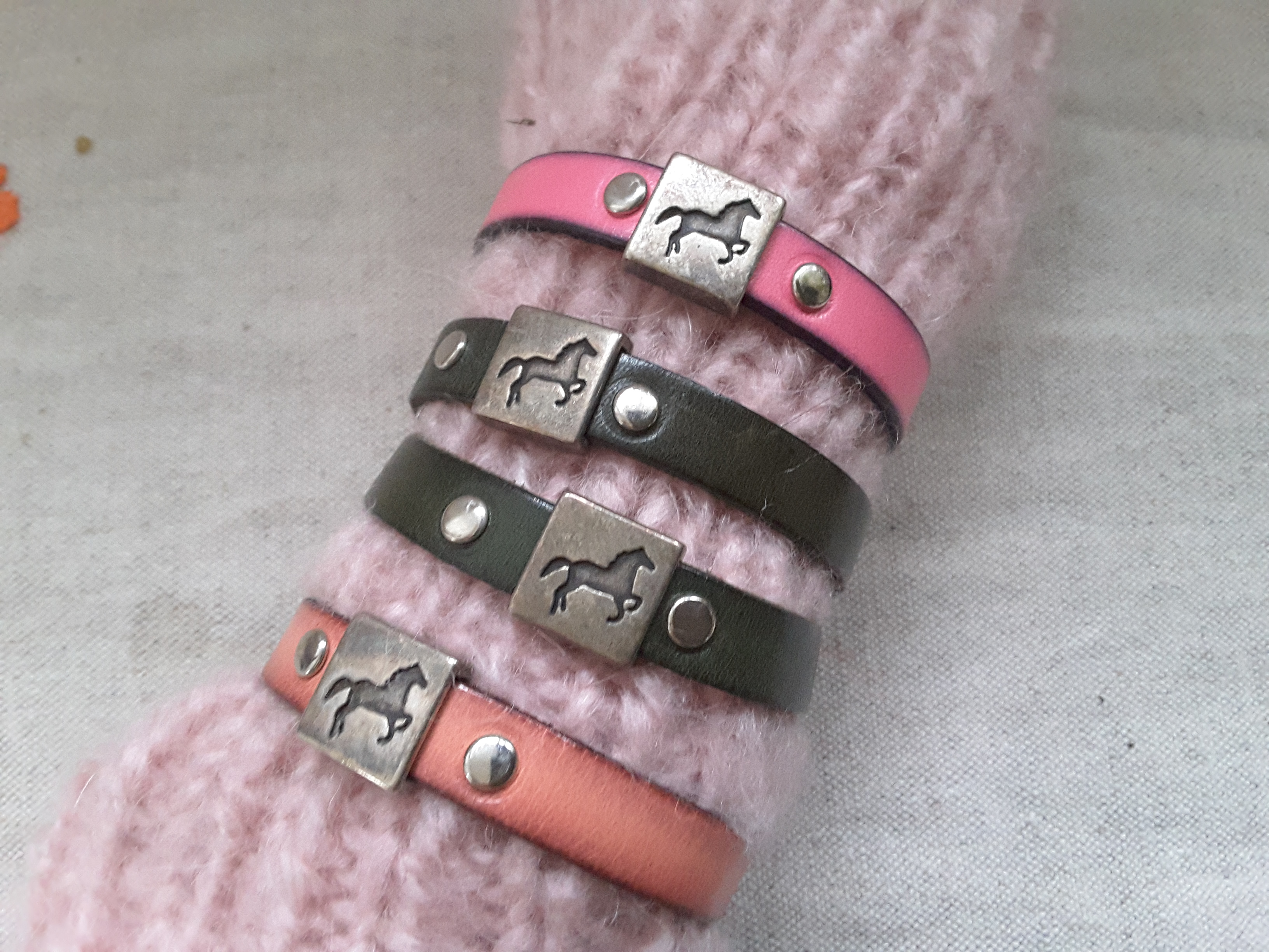 Leder Armb&auml;nder